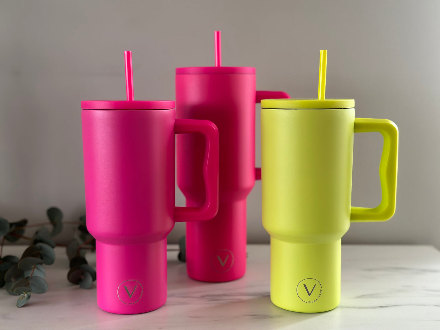 Vilma Home glas með haldi 1200 ml neon bleikt