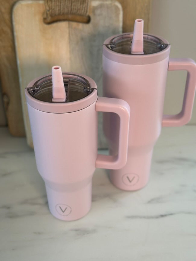 Vilma Home Hydro ljósbleikur 870 ml / með handfangi á lokinu