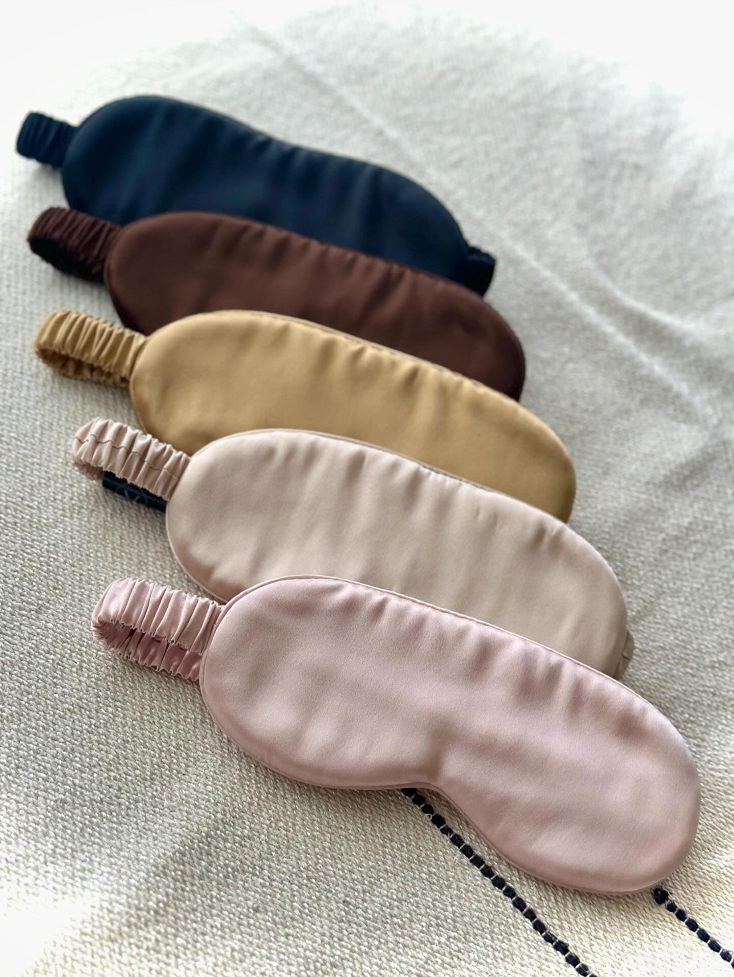 Vilma Home Lúxus silkisett ljósbleikt