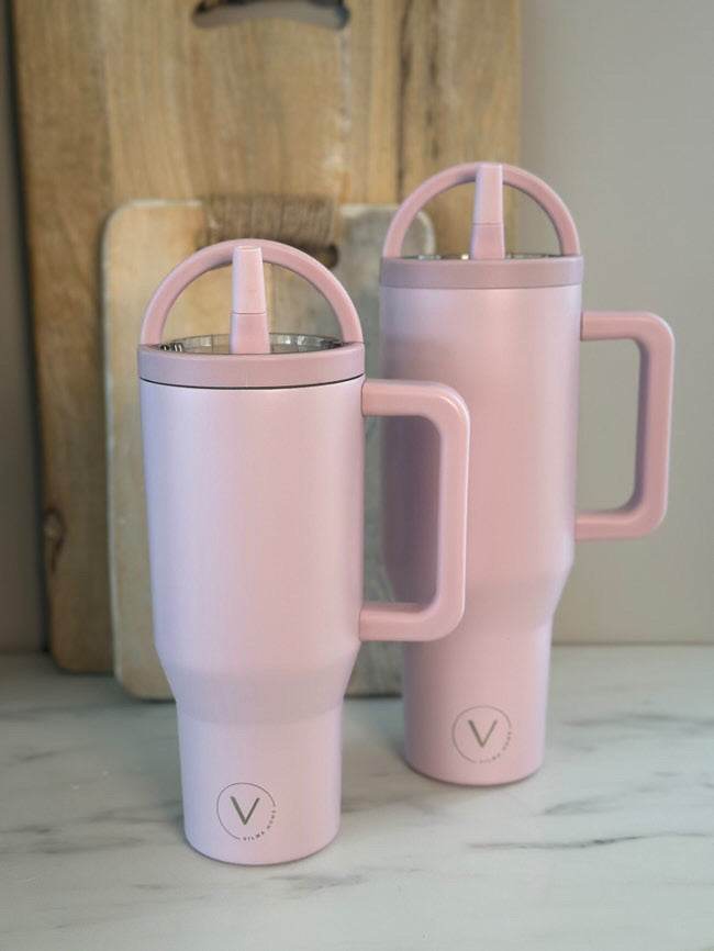 Vilma Home Hydro ljósbleikur 870 ml / með handfangi á lokinu