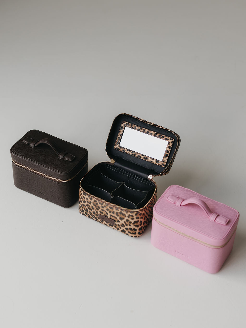Vilma Home Beauty Case