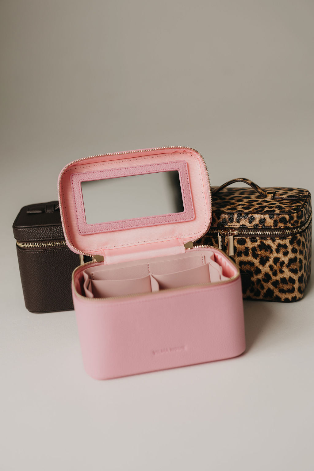 Vilma Home Beauty Case