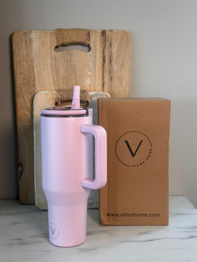Vilma Home Hydro ljósbleikur 870 ml / með handfangi á lokinu