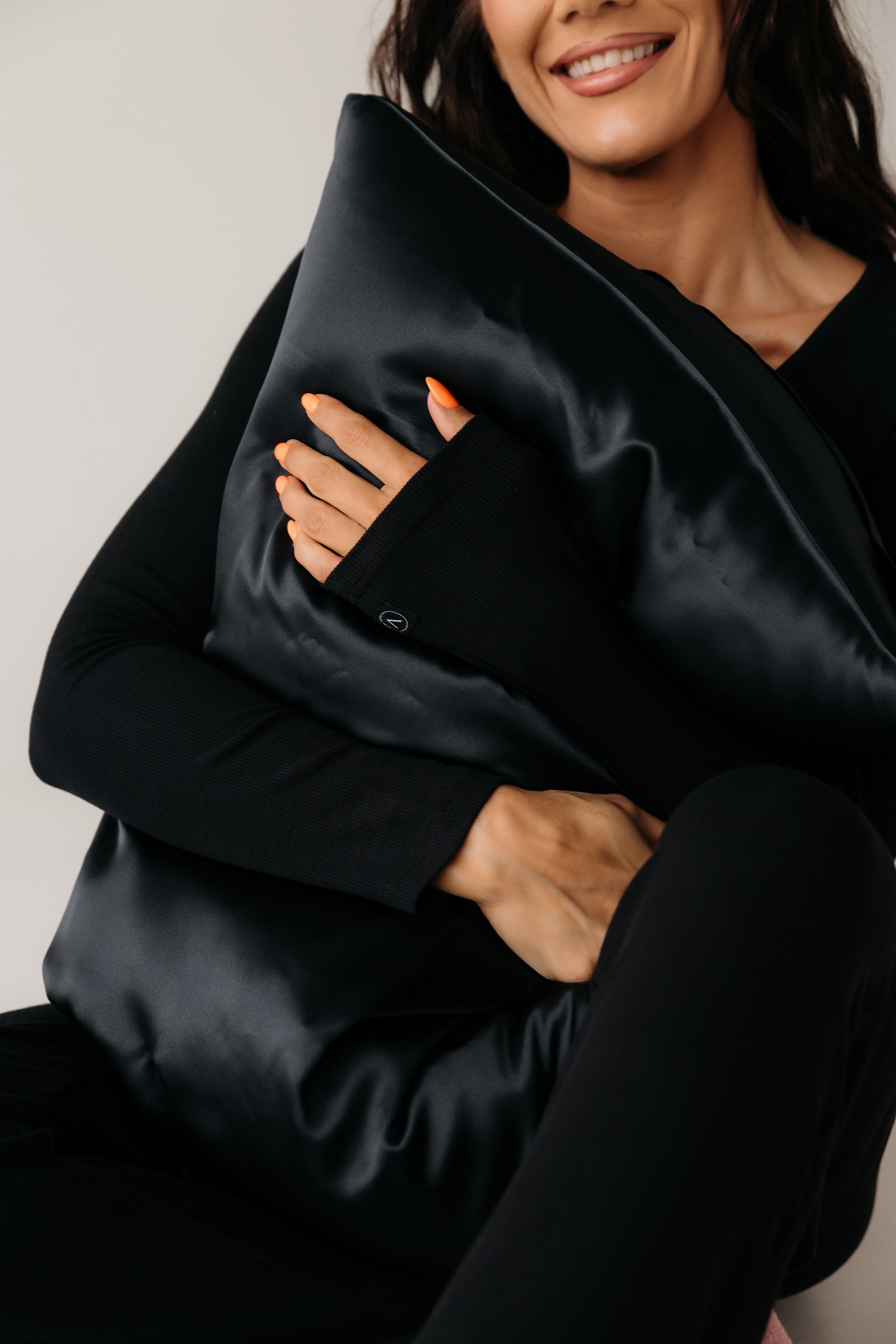 Vilma Home Ribbed náttfatasett - SVART