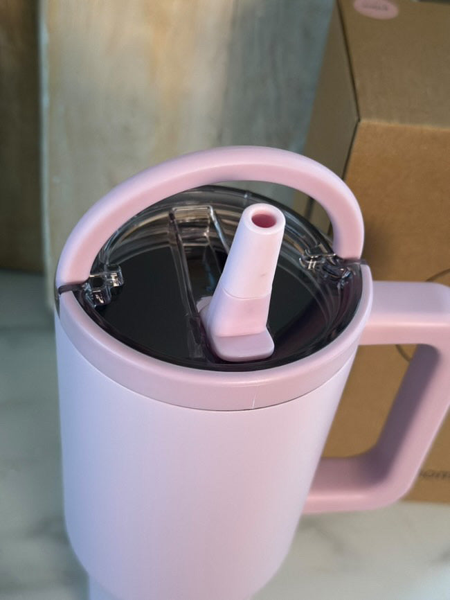Vilma Home Hydro ljósbleikur 870 ml / með handfangi á lokinu